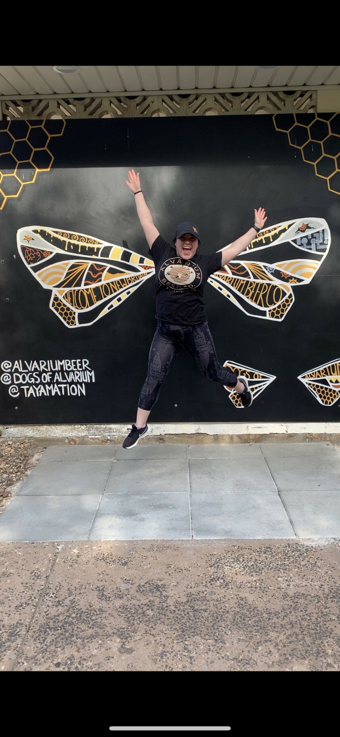 Alternate image for crew member Nicole G.