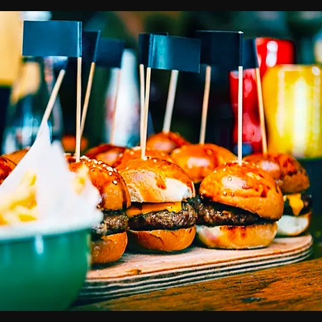 Teddy D’s on Labor Day – 2pm to 5pm