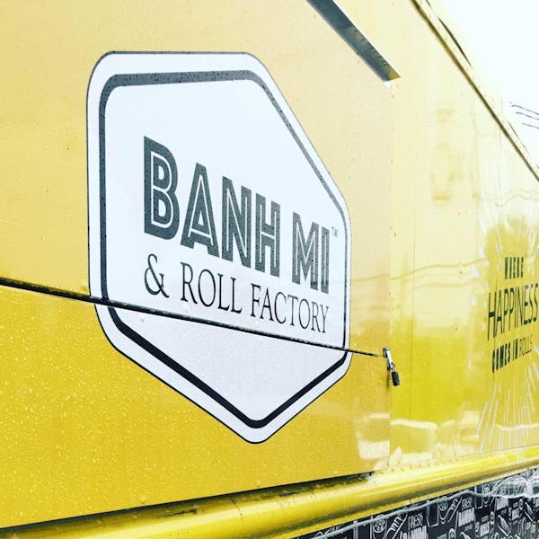 Food Truck – Banh Mi & Roll