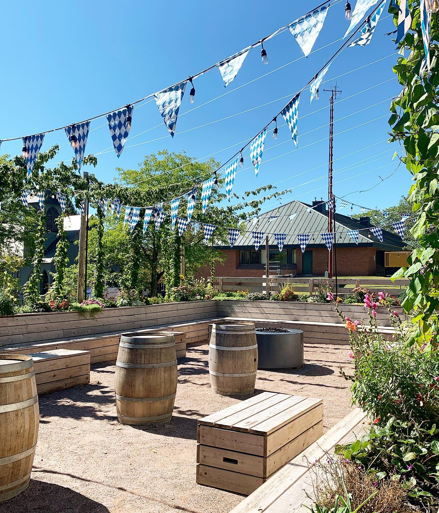 FourQuartersBeerGarden