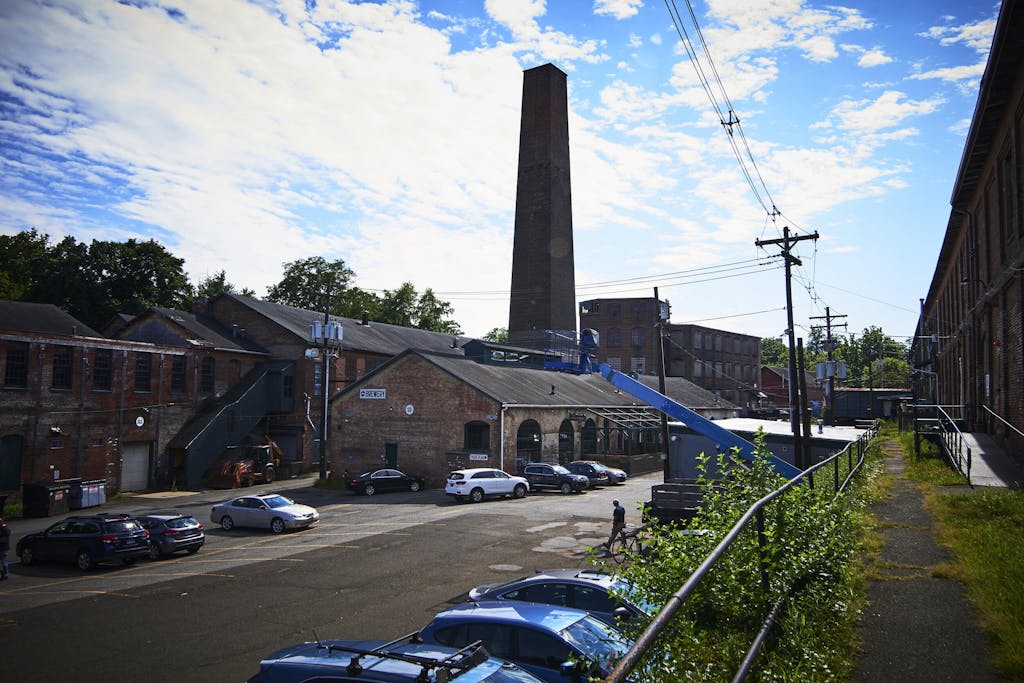 Industrial_Arts_Garnerville_Exterior