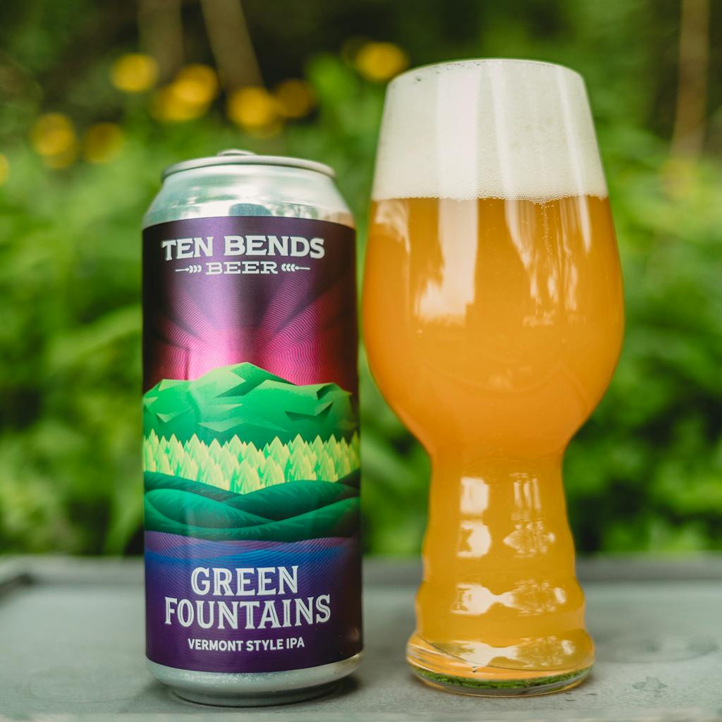 Ten_Bends_Green_Fountains_Pour