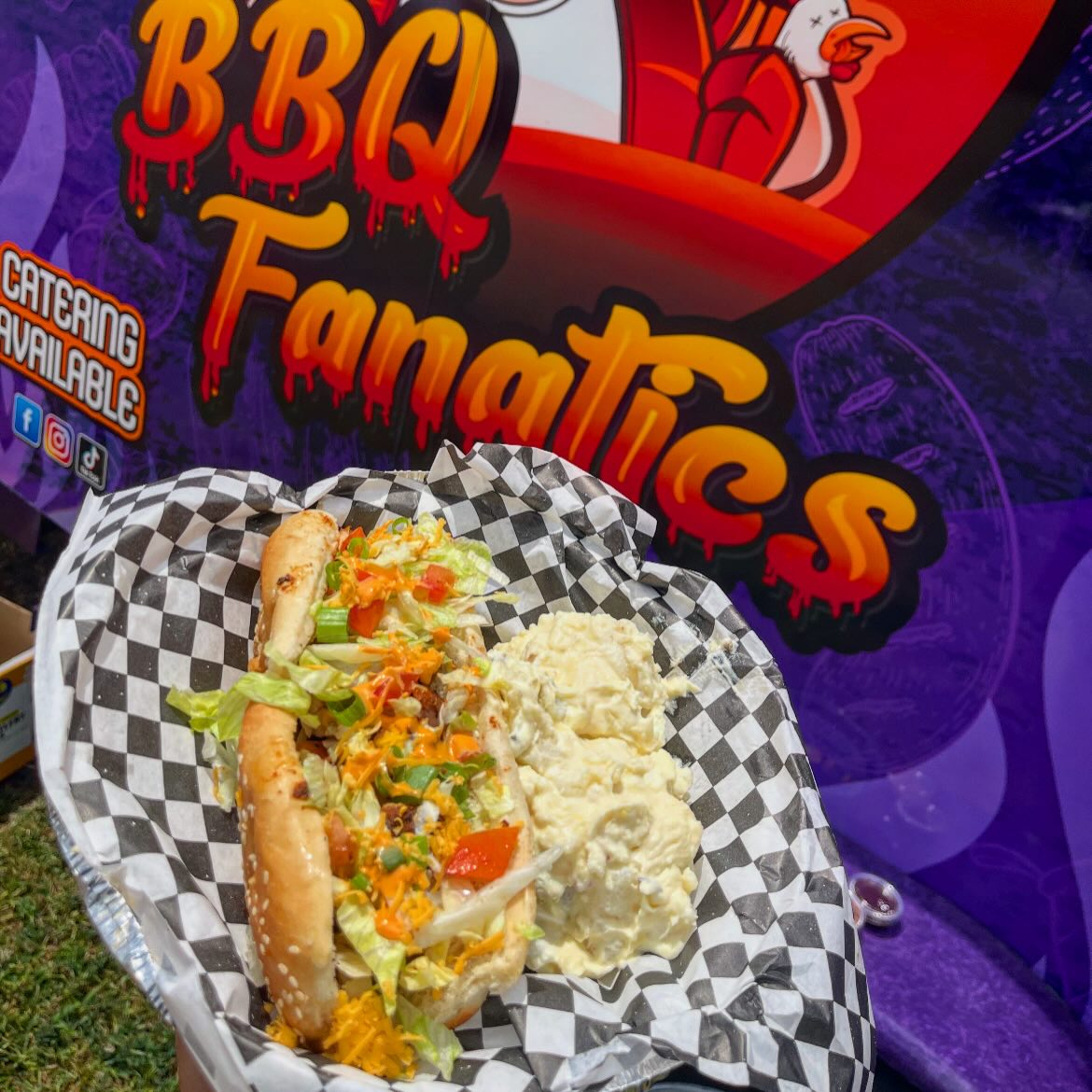 BBQ Fanatics food truck at Crow & Wolf