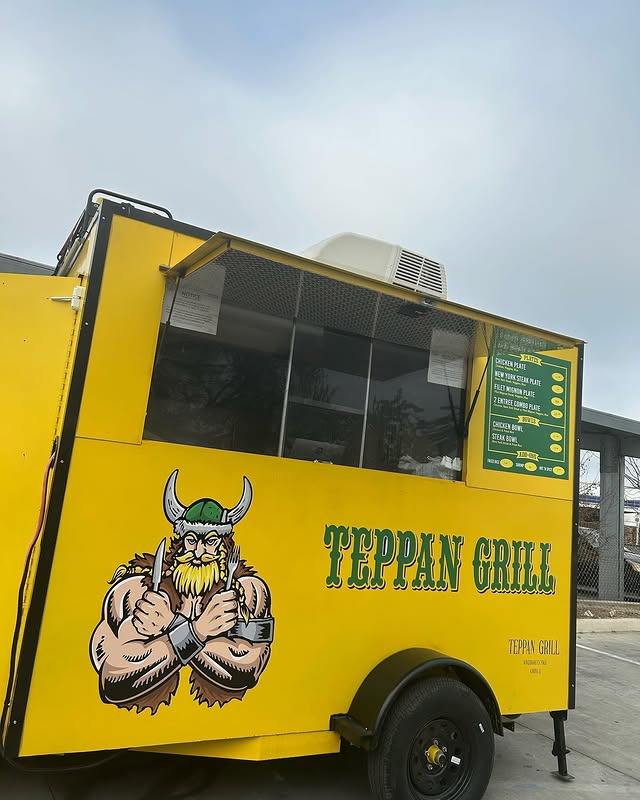 Teppan Grill food truck at Crow & Wolf
