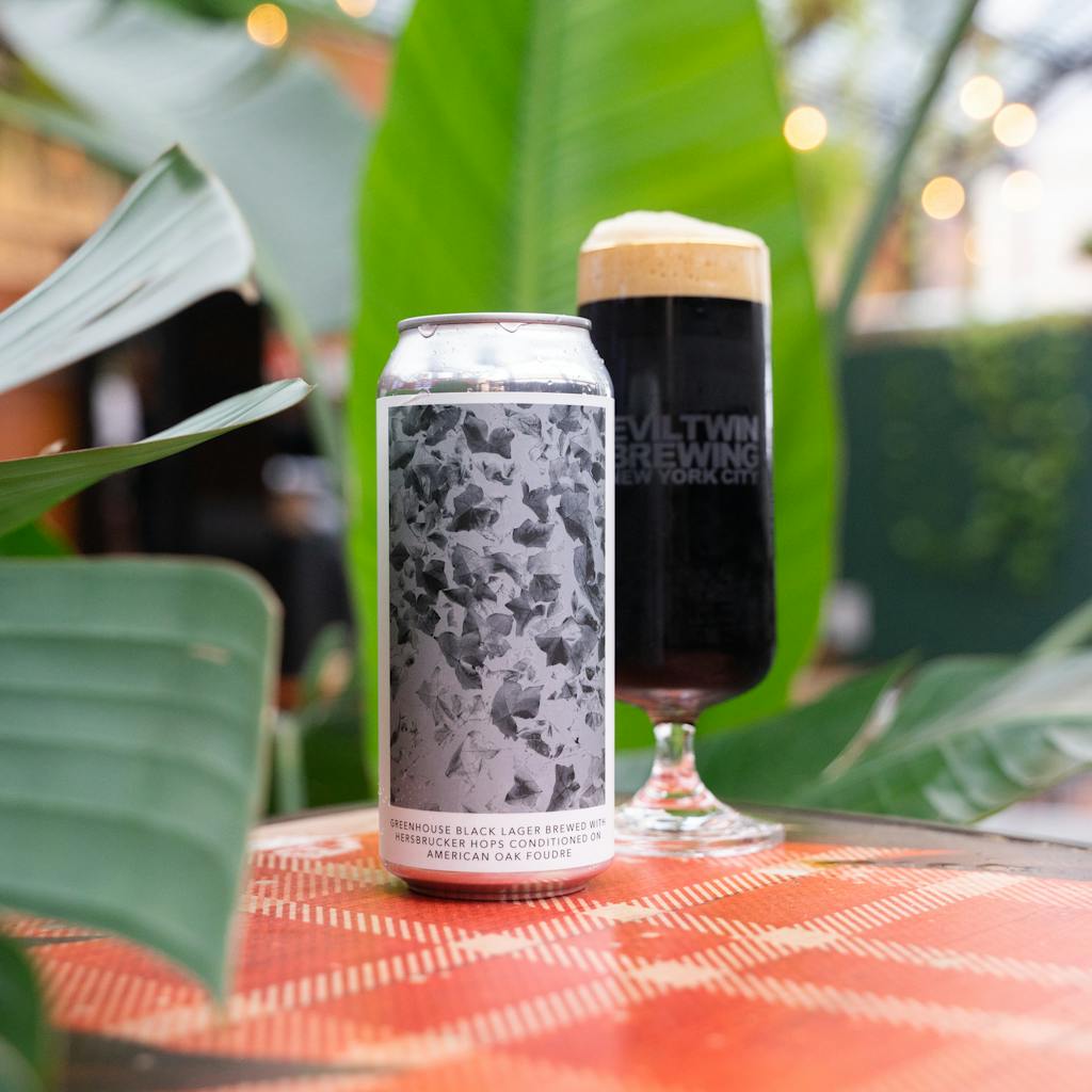 GREENHOUSE BLACK LAGER CONDITIONED ON AMERICAN OAK FOUDRE