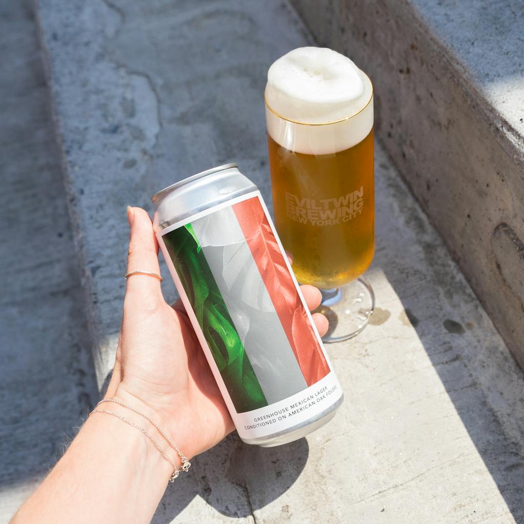 GREENHOUSE MEXICAN LAGER CONDITIONED ON AMERICAN OAK FOUDRE