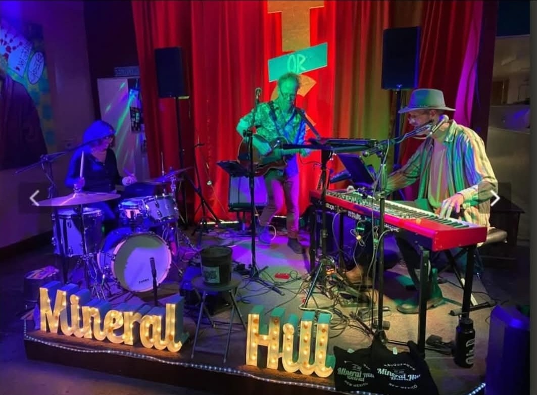 MineralHillbright (1)