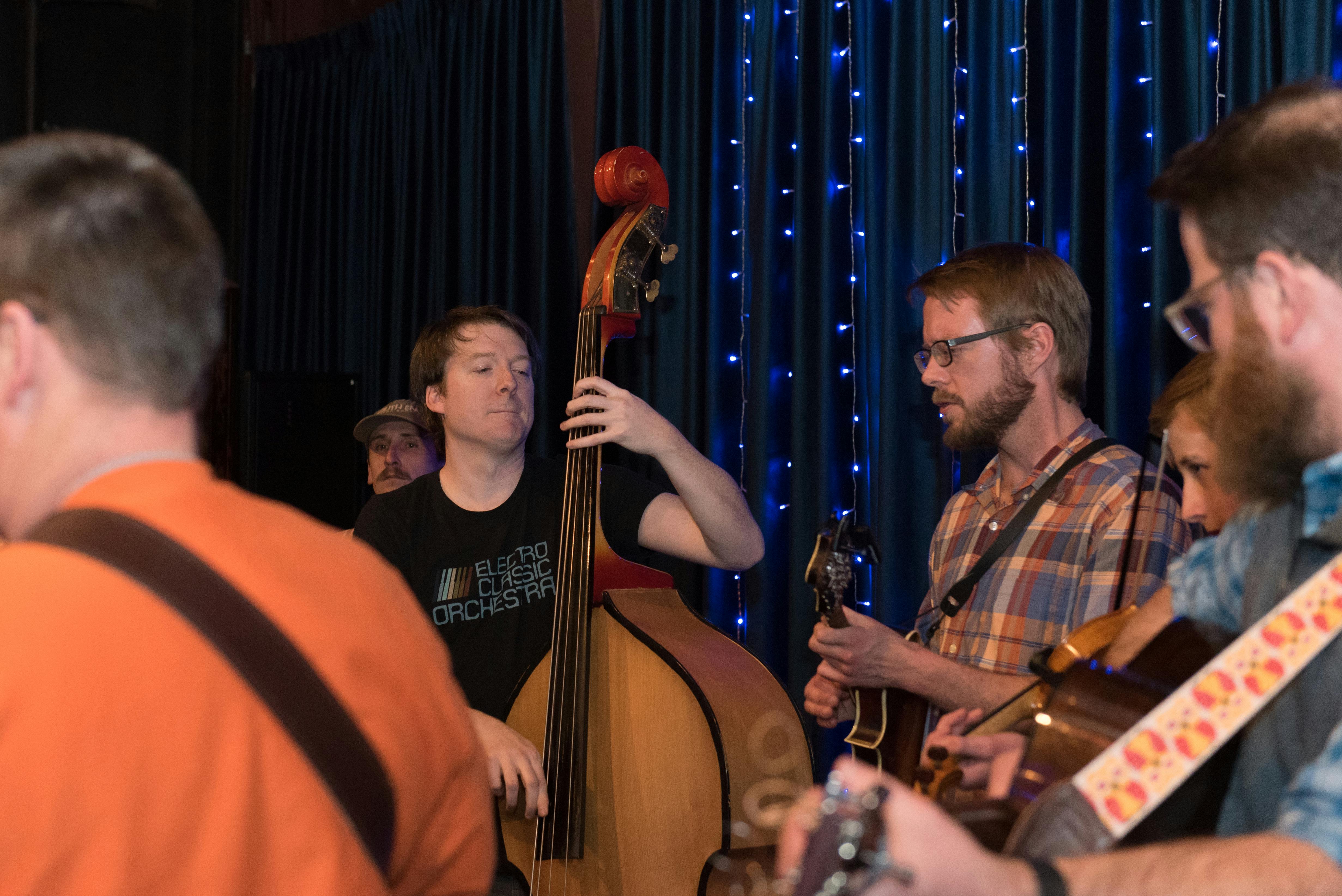 Fireforge Jam-11 musicians play live music at Fireforge taproom
