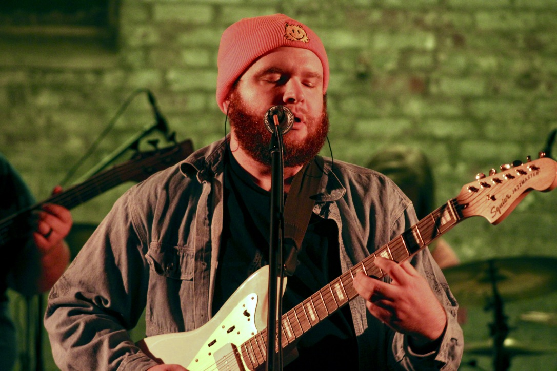 fm-snow-solo-promo-2