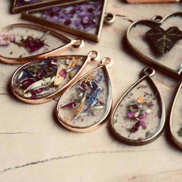 resinjewels_paintnplay resinjewels_paintnplay