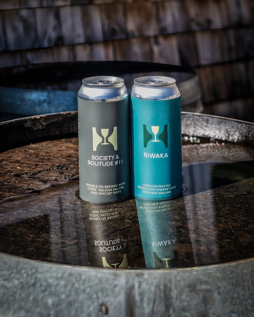 733A1380-Enhanced-NR-Edit Cans of beer