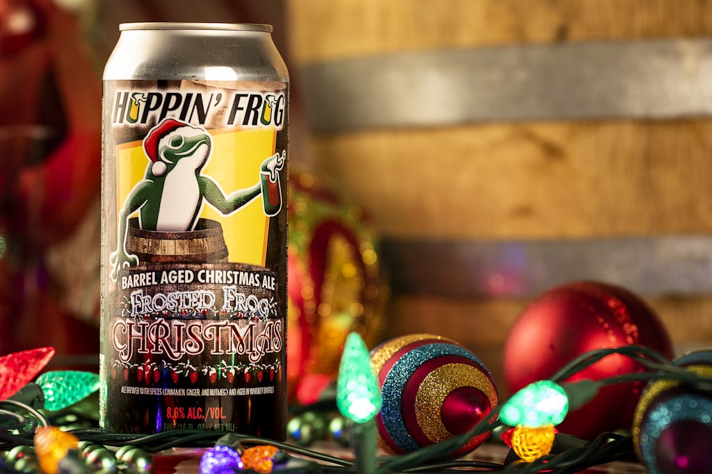 ARTWORK - Bourbon Barrel Aged Frosted Frog Christmas Ale_copy for print