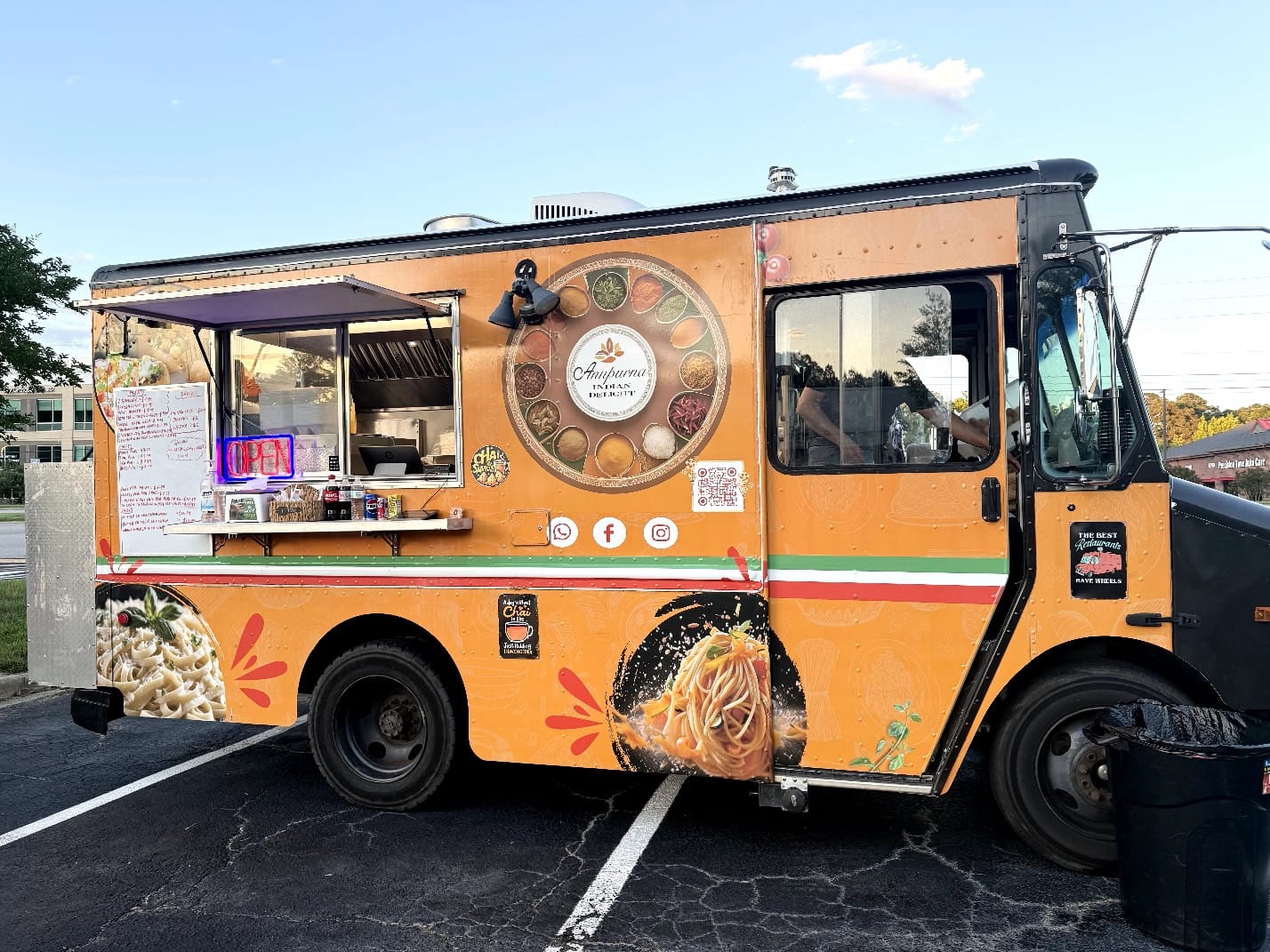 Screaming Tacos Food Truck