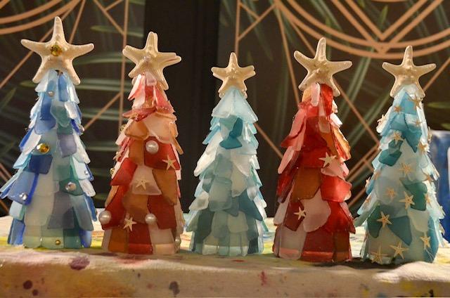 Beach Glass Christmas Tree Makai Brewing