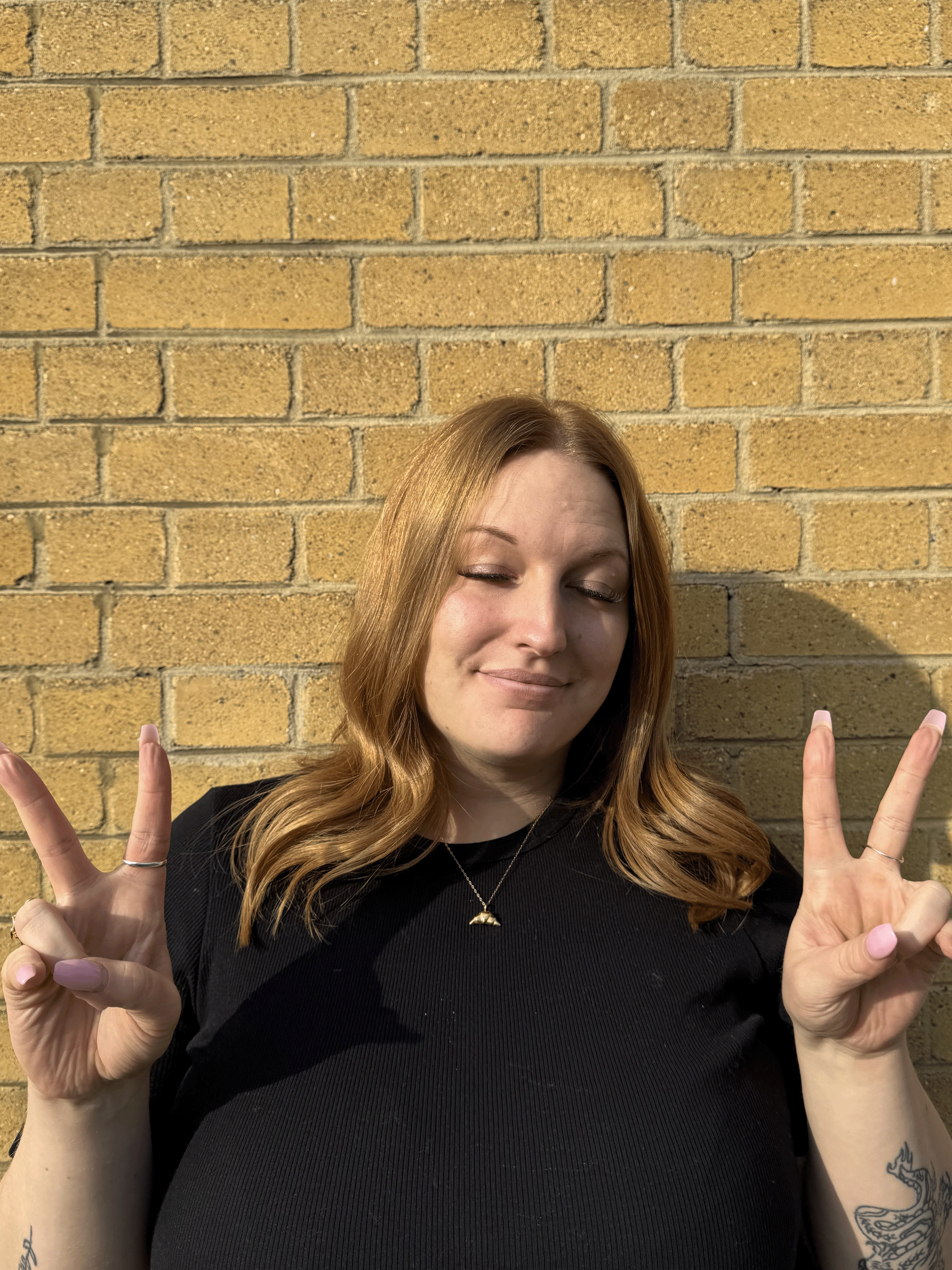 Alternate image for crew member Gina