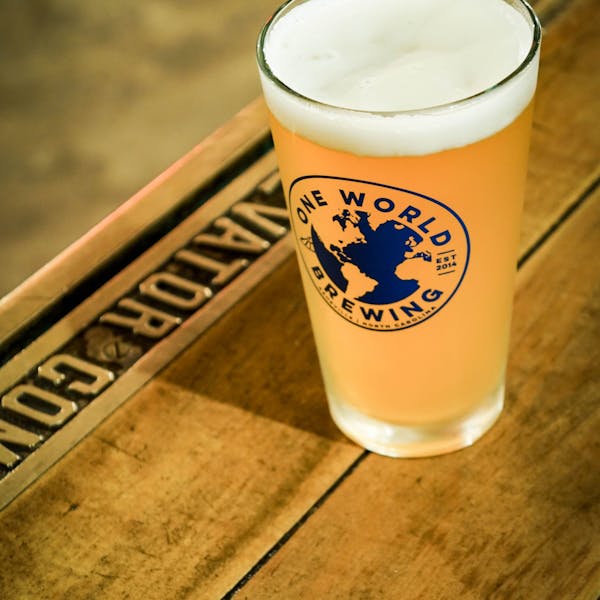 Image or graphic for Daybreak American Blonde Ale