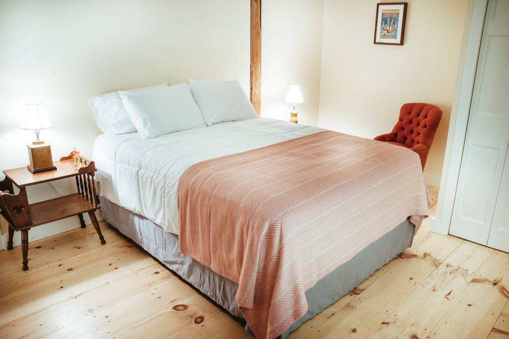 Oxbow Newcastle Farmhouse 11