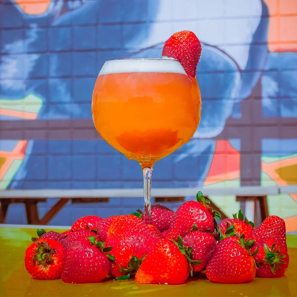 Gladys: Stawberry Milkshake