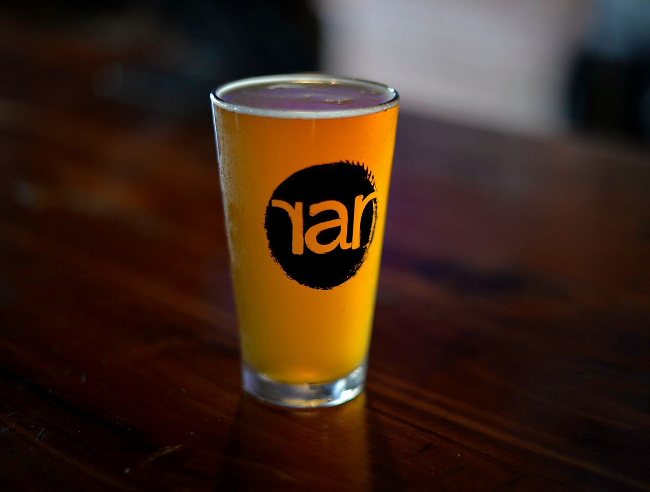 18506347664_a964ba2b7b_k_preview