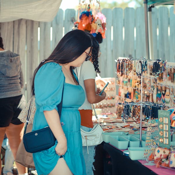 The Comunidad Market