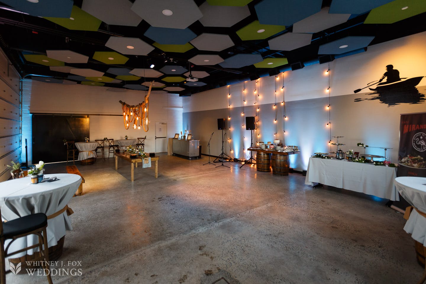 Brewing Up Weddings Event for Rising Tide’s East Room Grand Opening on the evening of Thursday, January 18, 2018.  About 150 Maine wedding industry vendors enjoyed a casual winter night out on Portland’s peninsula with colleagues new and old. Particip