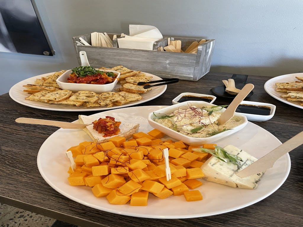 IMG_1544 (3) IMG_1544 (3)