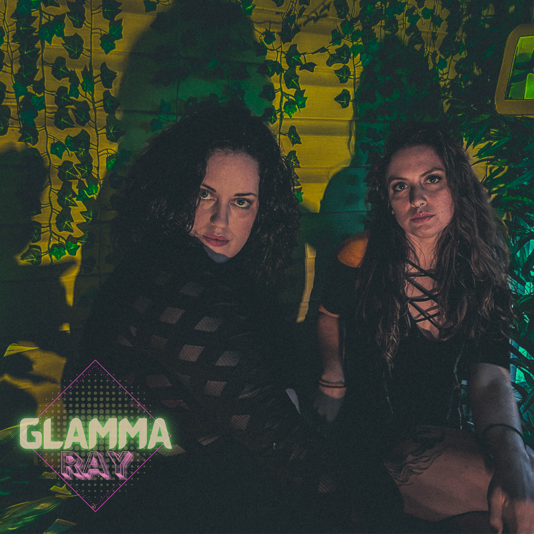 Glamma Ray