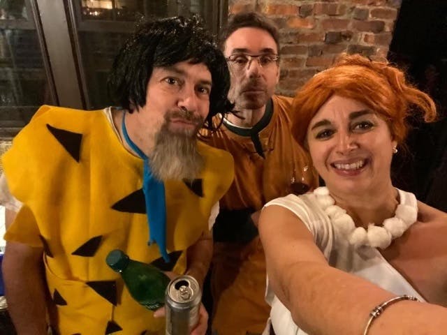 Our-Story-Extra Picture of staff from round table brewery