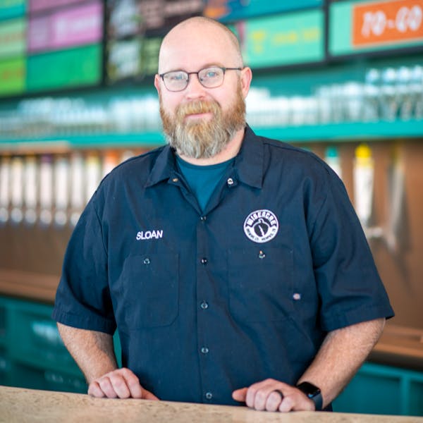 Image for crew member Sloan Simmons