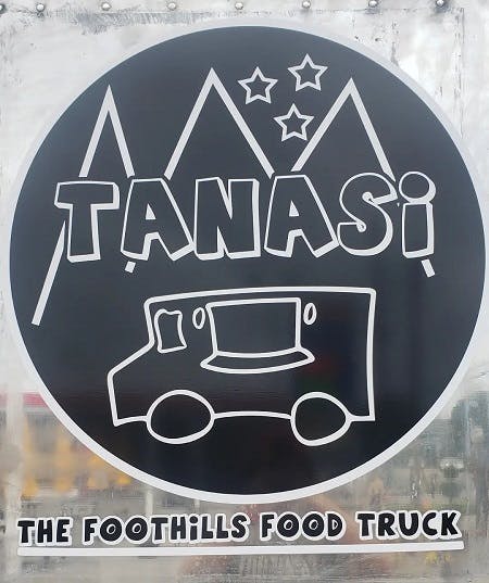 tanasi food truck logo